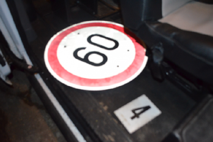 Kellett a disznótorhoz, lekapták a 60-as táblát