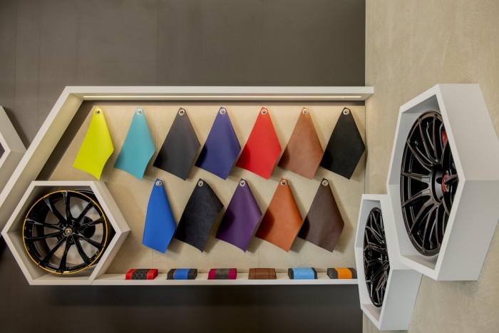 Nem kell már külföldre menni, ha Lamborghinit vennél 7