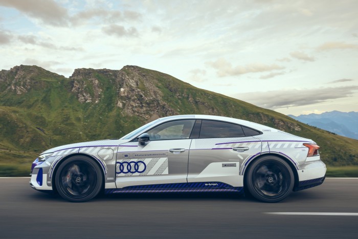Jeges különkiadás készül a legerősebb villany-Audiból 5