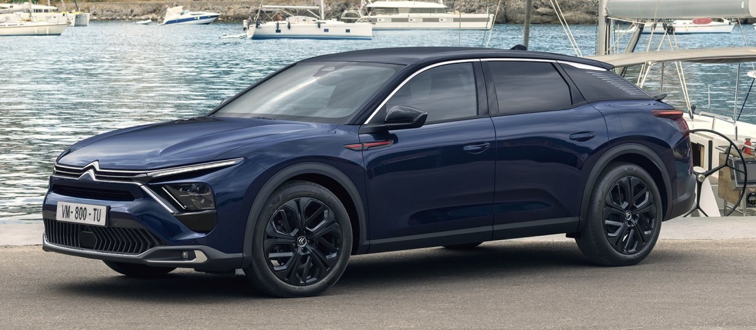 Kedvenc istenünkhöz imádkozik ez a Citroën