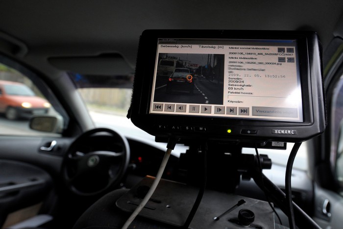 Adományautóból büntetnek a hazai rendőrök