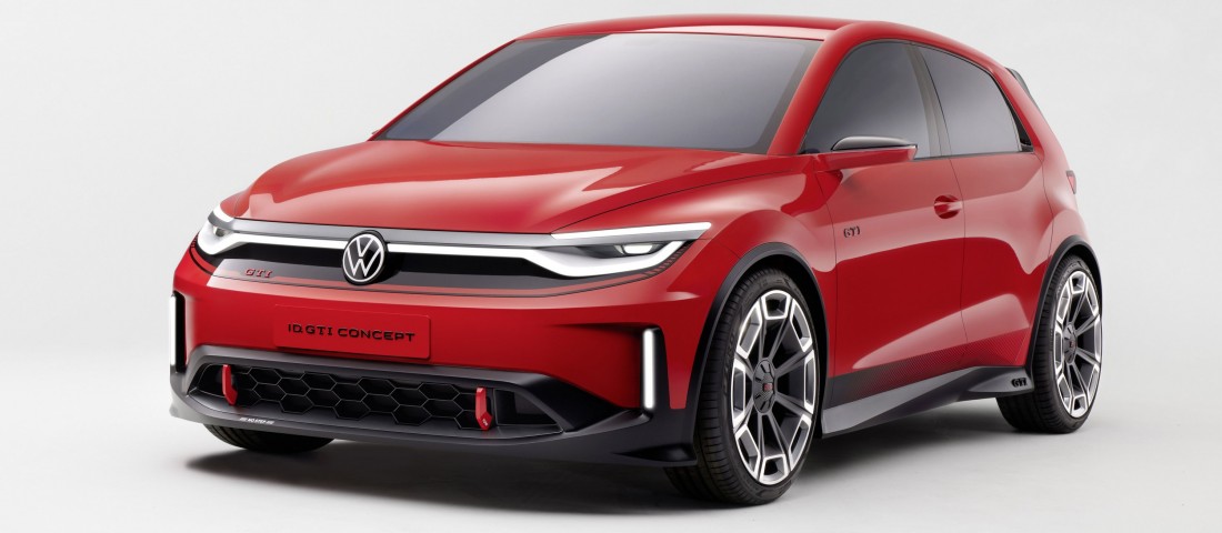 Feltámasztja a Golf GTI-t a Volkswagen. Az összeset.