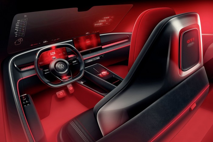 Feltámasztja a Golf GTI-t a Volkswagen. Az összeset. 11