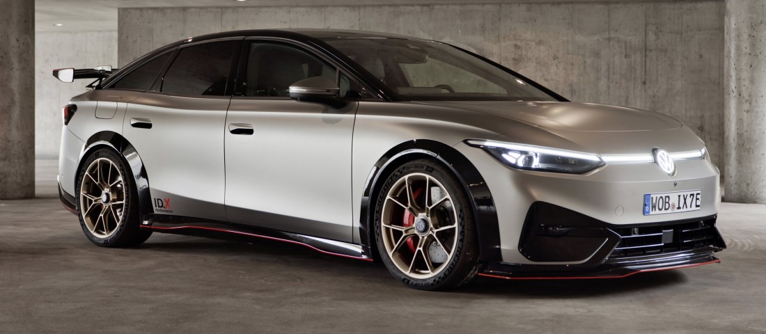 500 lóerős sportszedánt villantott a Volkswagen