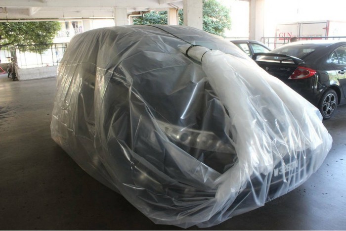 Óriási fólia menthet meg autókat a teljes pusztulástól 2