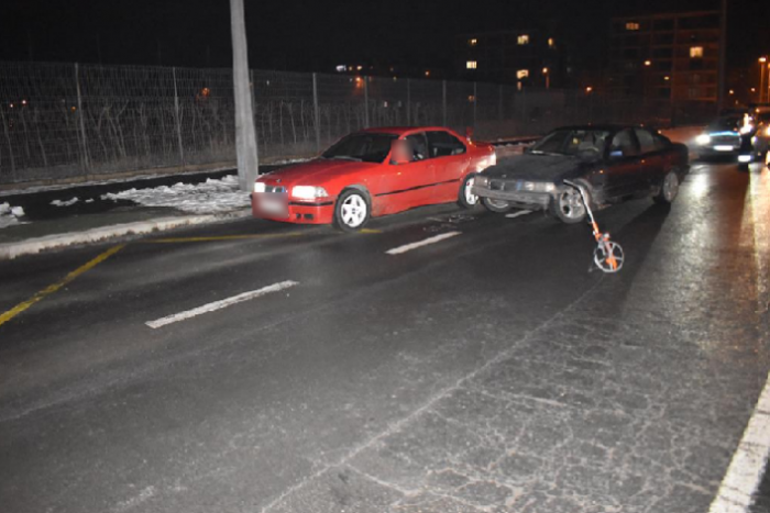 Féltékenységből üldözte a volt barátnőjét egy debreceni autós 2