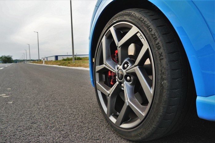 Hervasztó, hogy az ezres Puma egy sportmodell 75 Hervasztó, hogy az ezres Puma egy sportmodell 75