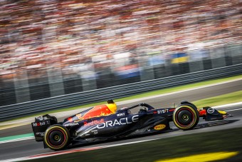 F1: Történelmet írt Verstappen a Ferrari otthonában