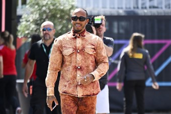 F1: Ennyit keres új szerződésével Hamilton