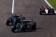 F1: Hamiltonnal engedékenyebbek a Mercedesnél 1