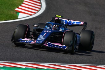F1: Furcsa csapatutasítás miatt füstölög a pilóta