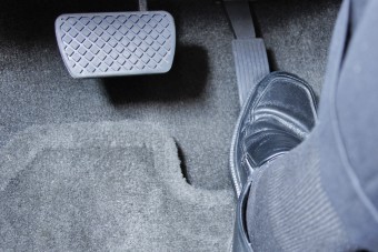 Beperelte autója gyártóját a halálos gázoló