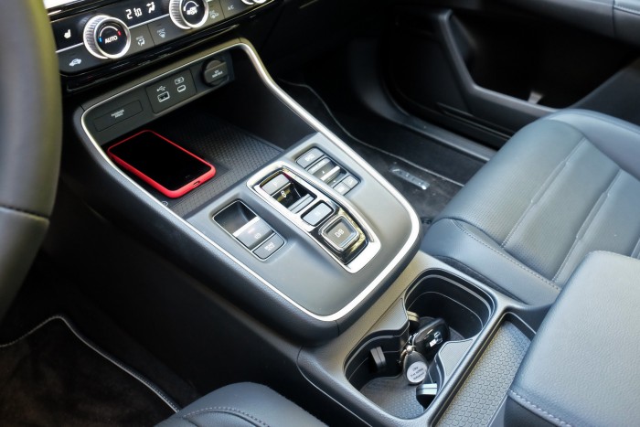 Befutott a Honda első konnektoros hibridje – Honda CR-V 15 | Vezess Befutott a Honda első konnektoros hibridje – Honda CR-V 15