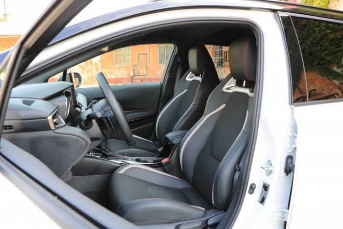 Józan családi Toyota csipetnyi csibészséggel 69 Józan családi Toyota csipetnyi csibészséggel 69