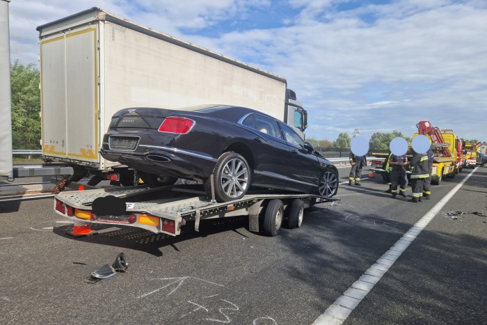 Közel 80 milliós autót amortizáltak le az M7-esen 5 | Vezess Közel 80 milliós autót amortizáltak le az M7-esen 5
