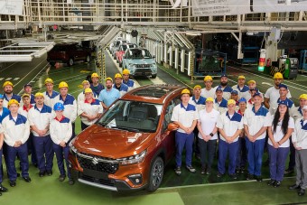 Már félmillió Suzuki S-Cross készült Esztergomban