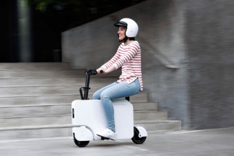 25 kilométerre is elvisz ez a villanybőrönd