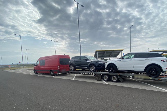 1,1 milliós bírság repült két romániai “horrorkarvánosnak”