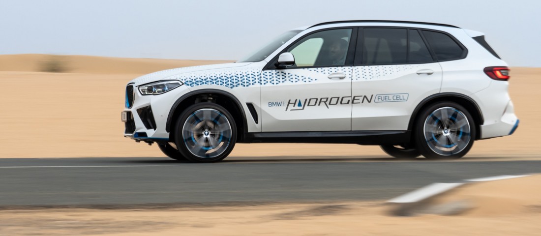 Pokoli forrósággal küzd a legmodernebb BMW