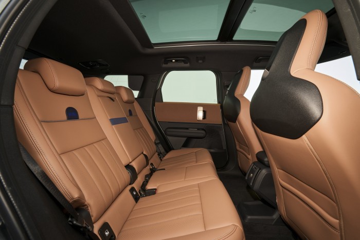 Hatalmasra nőtt az egykor diszkrét divat-SUV 9