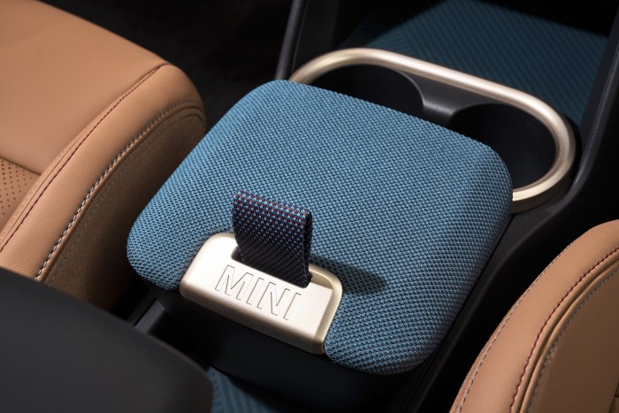 Hatalmasra nőtt az egykor diszkrét divat-SUV 13