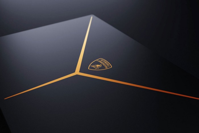 2 millió sincs, ráadásul a táskádban is elfér ez a Lamborghini