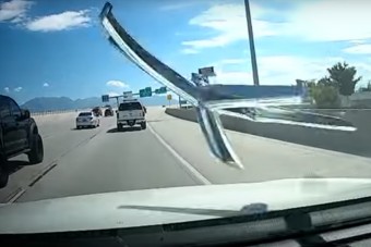 Repült már székláb az autódba? Mázli, ha nem!