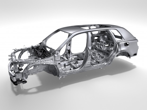 Hazai pályán támadja a Rolls-Royce-ot a Toyota 8 | Vezess Hazai pályán támadja a Rolls-Royce-ot a Toyota 8