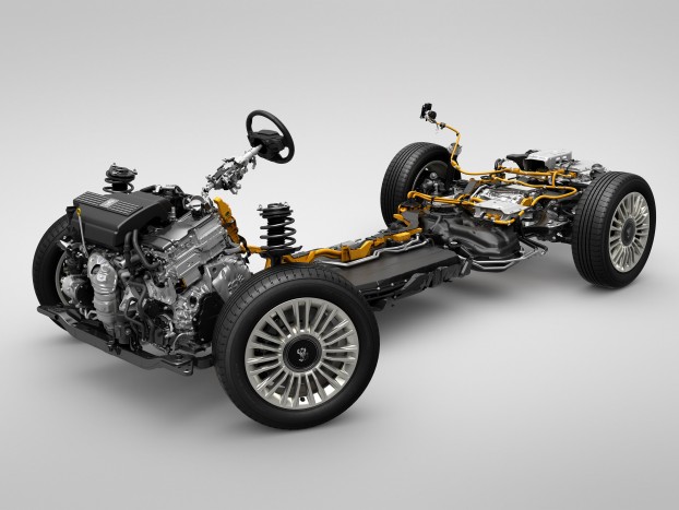 Hazai pályán támadja a Rolls-Royce-ot a Toyota 7 | Vezess Hazai pályán támadja a Rolls-Royce-ot a Toyota 7