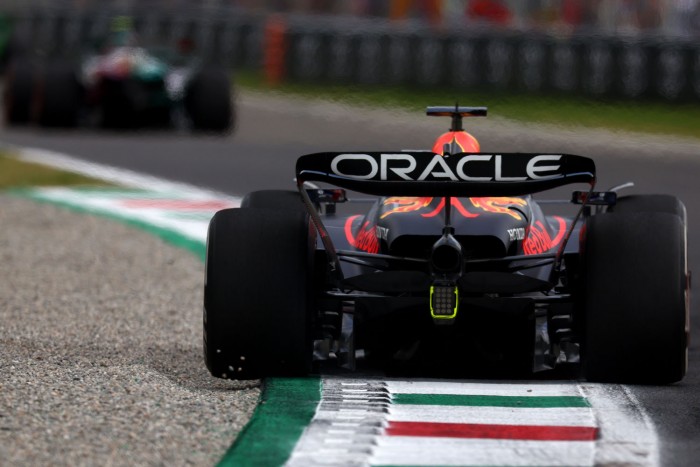 F1: Verstappent megbüntették, Perez a baleset után is elégedett 2