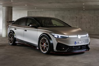 500 lóerős sportszedánt villantott a Volkswagen