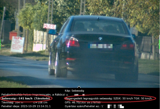 Lakott területen gyorsított 141-re, 390 ezret fizet 2