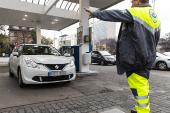 Hasznos ajándékokat oszt a rendőrség az utcán, ne maradj le