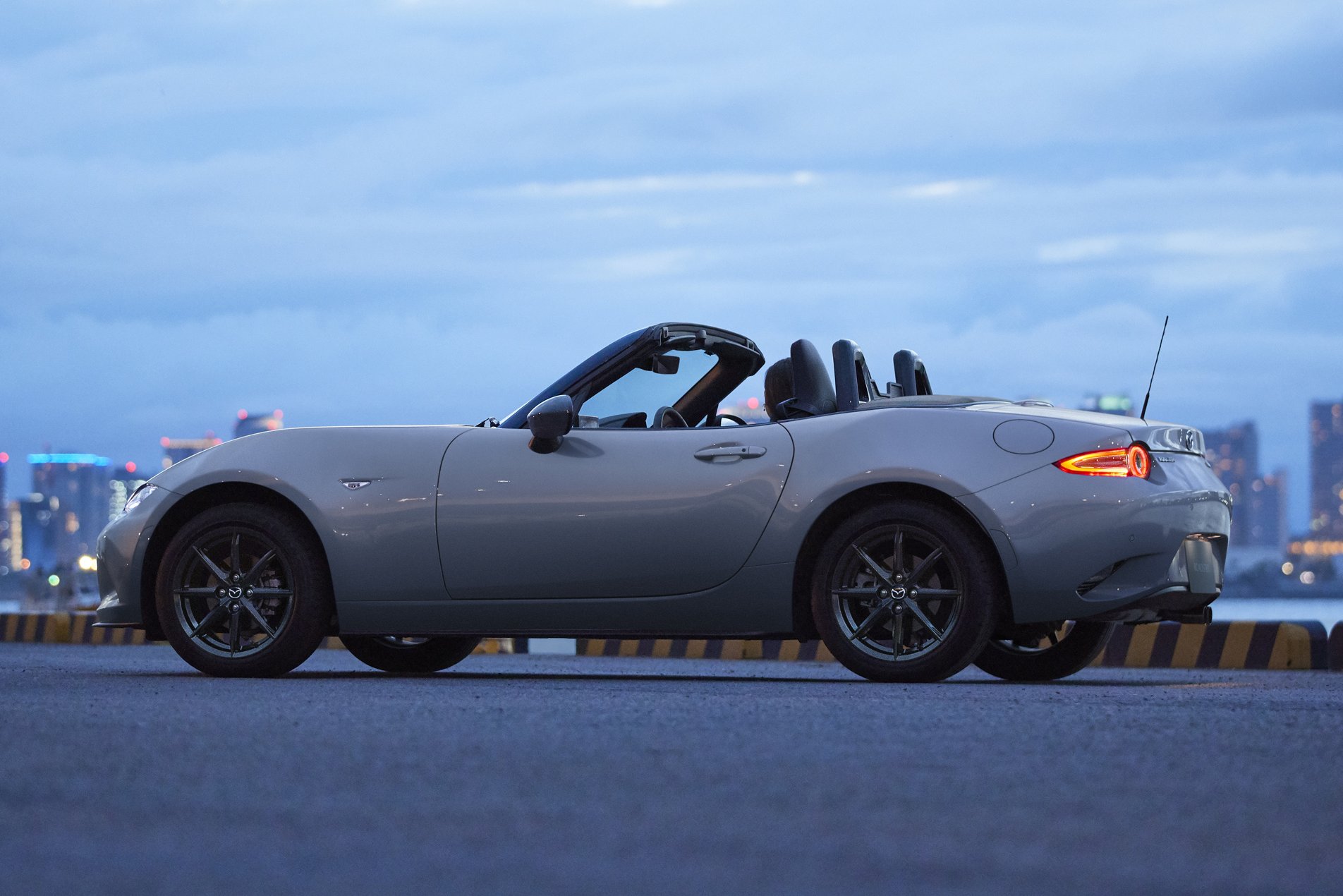 Újít a Mazda, élvezetesebb lesz az MX-5 7