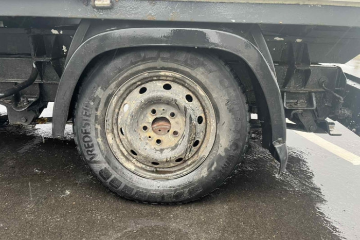 Igazi horror-teherautót fogtak az M30-ason 1