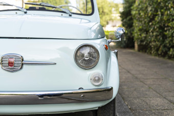 Igazi furcsaság az F1-es pilóta első autója, most megválik tőle