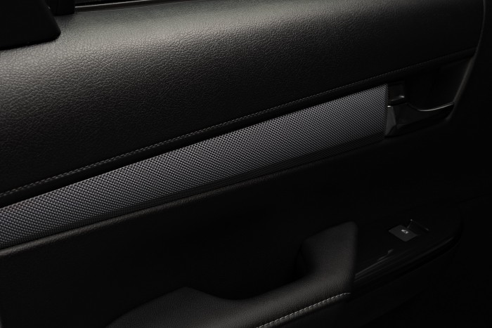 Sportosabb, de a terepet is jobban bírja a frissített Toyota 10