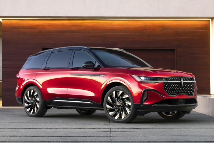 Kívülről nem látszik, mitől érdekes ez a SUV