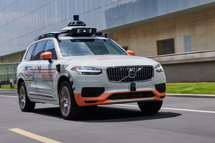 Egyre kevésbé vágyunk a robotautókra 7