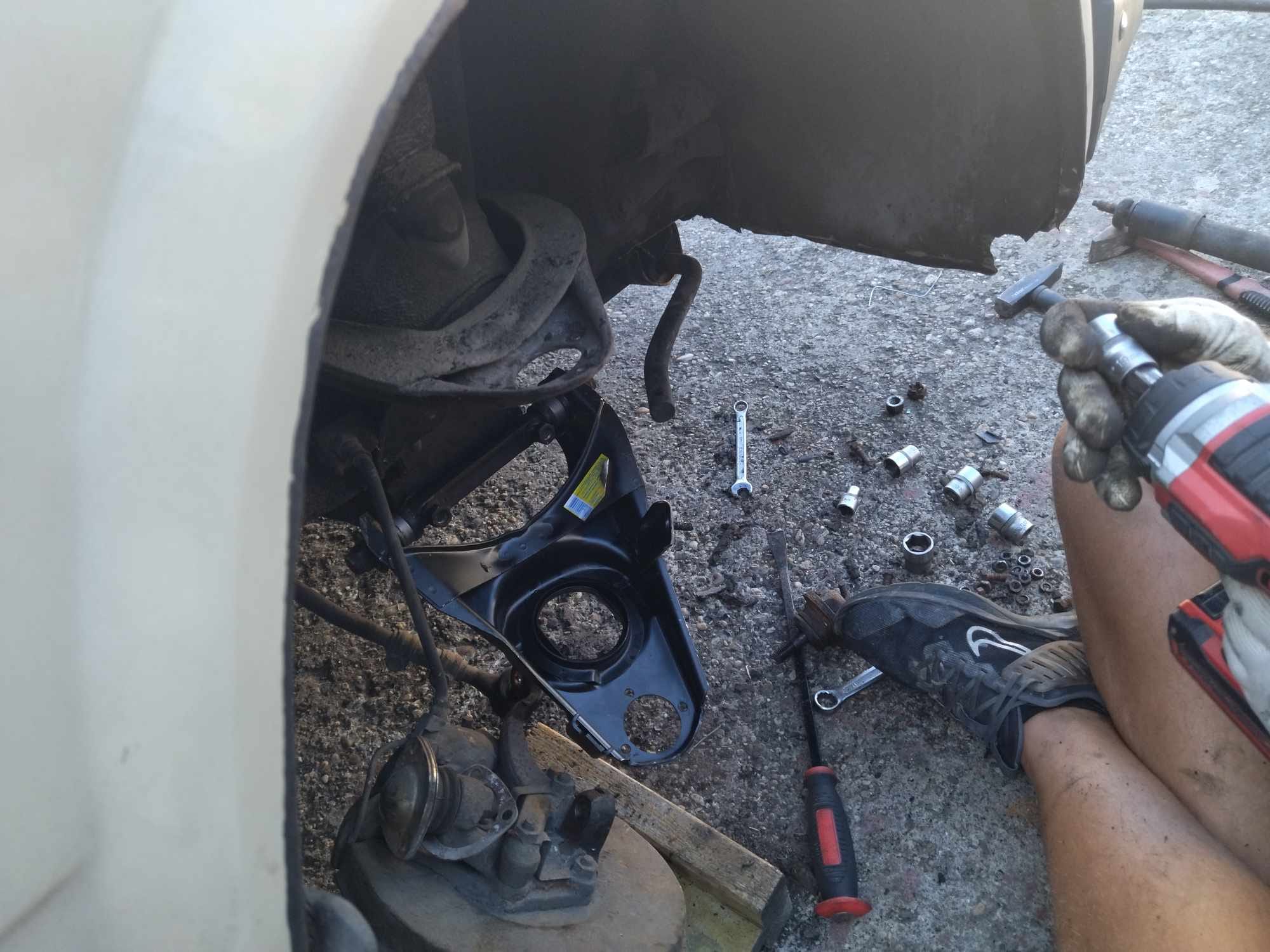 Pórul járt litván nyugdíjasokat mentettek meg hazai veteránosok 4