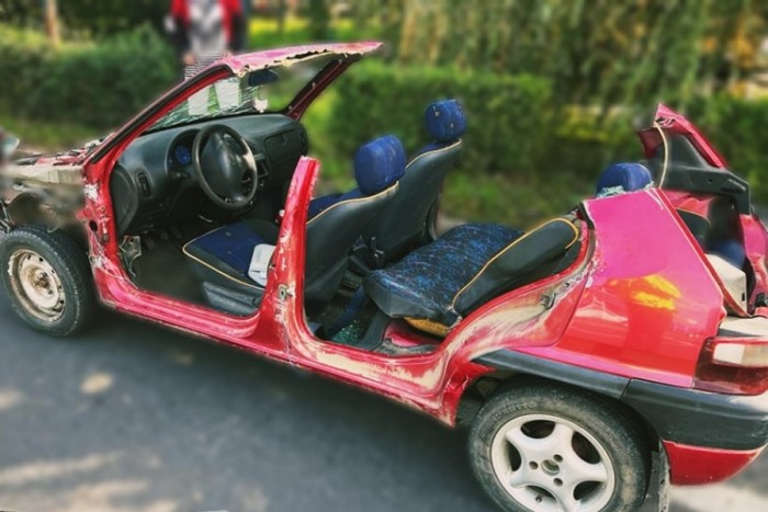 Fél autója hiányzott, mégis gyorshajtott a sofőr Losoncon