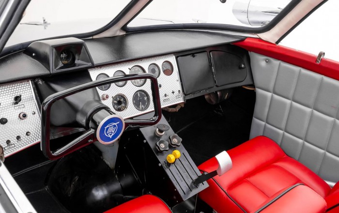 Életre keltették a valaha volt legmenőbb orosz járművet 3