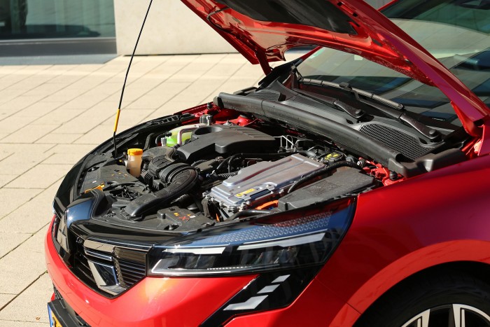 Visszatér a Mitsubishi, amit úgy szerettek a magyarok 126 Visszatér a Mitsubishi, amit úgy szerettek a magyarok 126