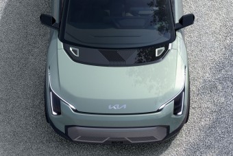 Gombából, gyökérből, dióhéjból gyártana autót a Kia