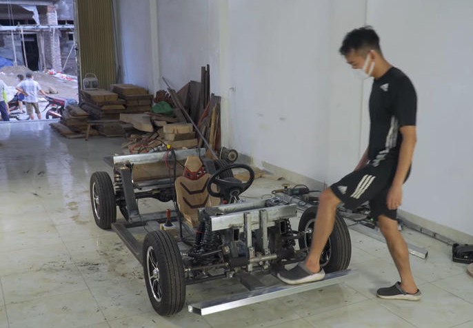 Kifaragta magának a legdrágább Ferrarit az ügyes asztalos 1