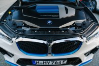 Vizet ereget a jövő elektromos BMW-je 47