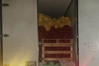 Brutálisan túlsúlyos teherautókat állítottak meg, a bírság is brutális volt