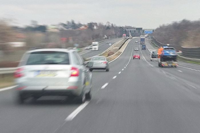 Így kellene ösztönözni itthon is a jobbra tartást?