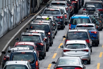 Uniós autósok ezreit büntették meg jogtalanul