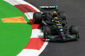 F1: Zsákutca, sötétben tapogatózik a Mercedes